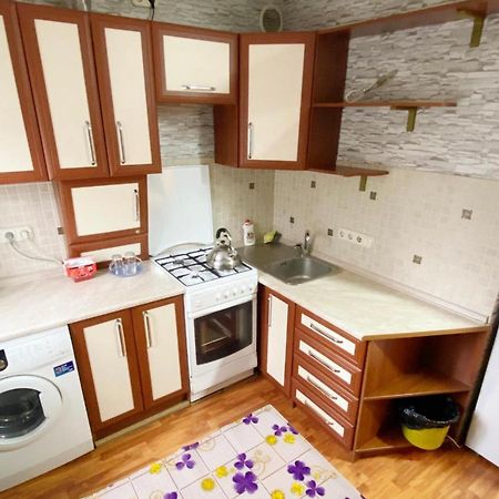 Apartments Ahmetova 6 32 알마티 외부 사진