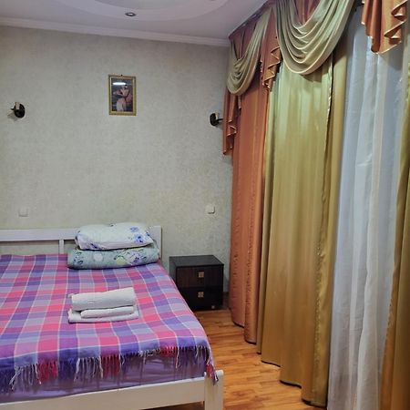 Apartments Ahmetova 6 32 알마티 외부 사진